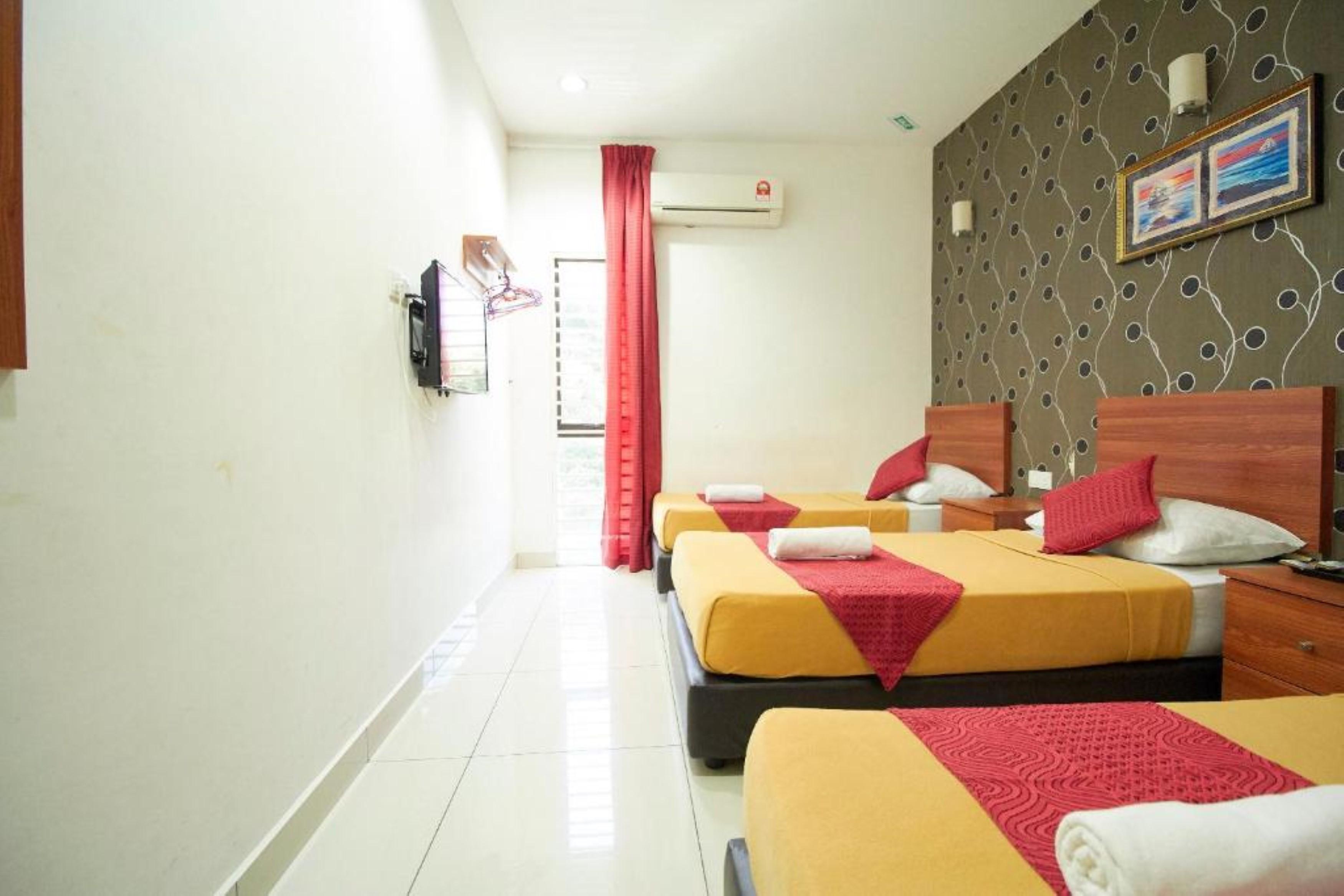 Coop Hotel Putrajaya & Cyberjaya Kampung Dengkil Exterior photo