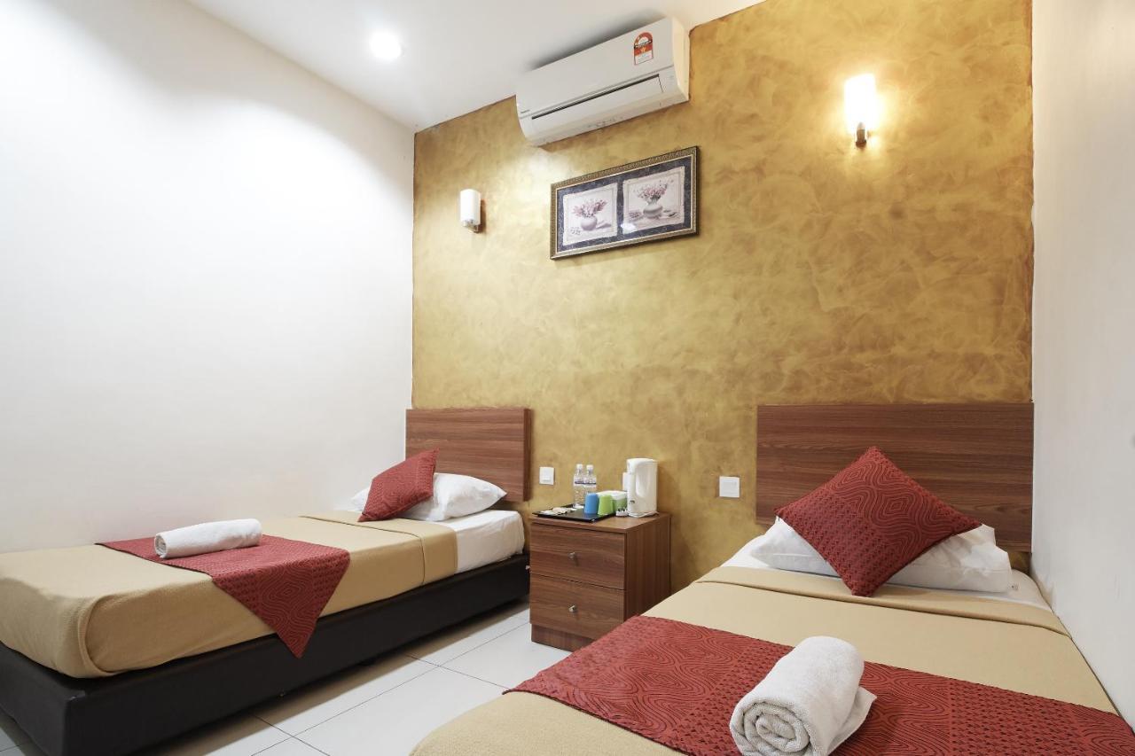 Coop Hotel Putrajaya & Cyberjaya Kampung Dengkil Exterior photo